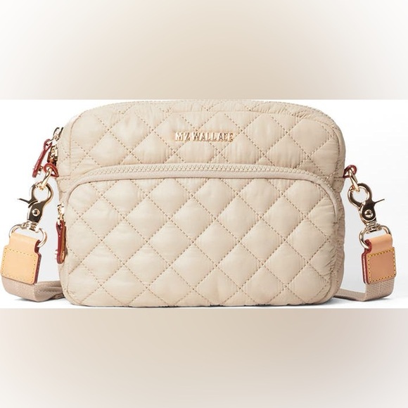 NWOT Nordstrom MZ WallaceSmall Metro Quilted Nylon Camera Bag In Buff - Picture 5 of 16